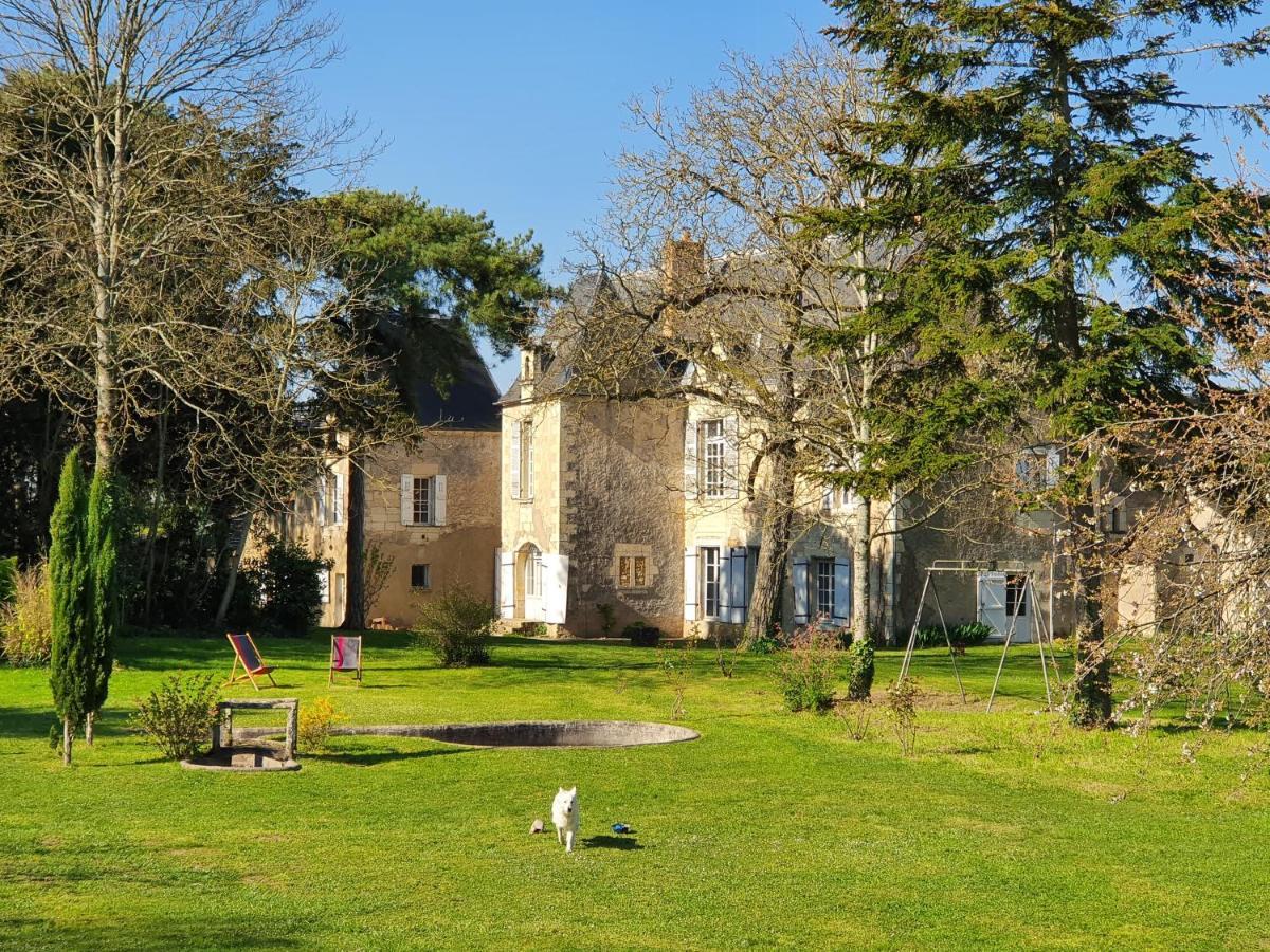 Manoir Du Bellay Bed & Breakfast Montreuil-Bellay Exterior photo